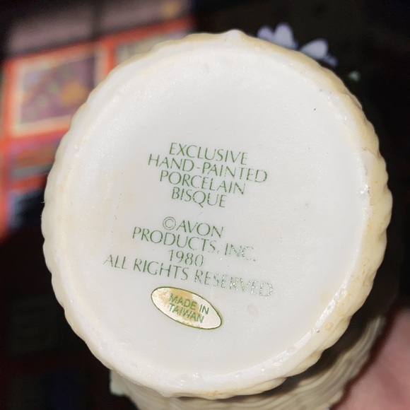 1980 Avon Floral Bouquet Porcelain Bisque Accent Piece IOB - Picture 10 of 15